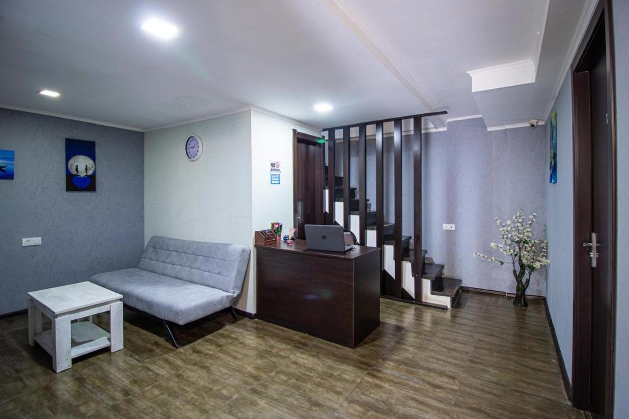 Hotelharmony Tbilisi Exterior foto